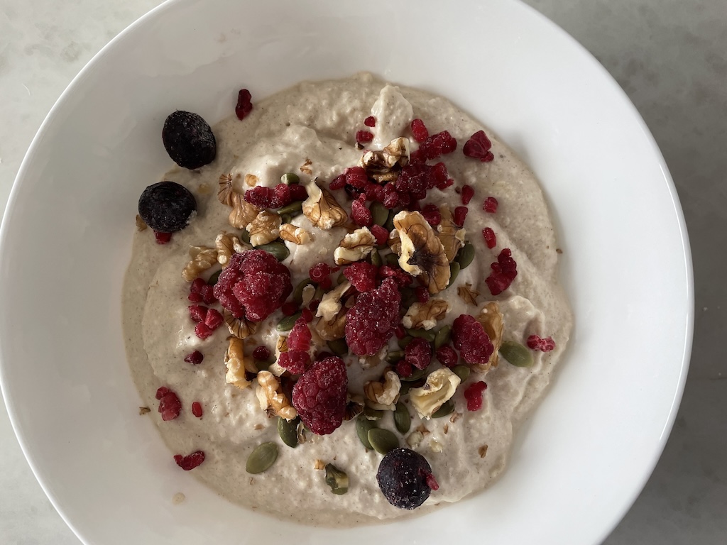 Breakfast Smoothie Bowl