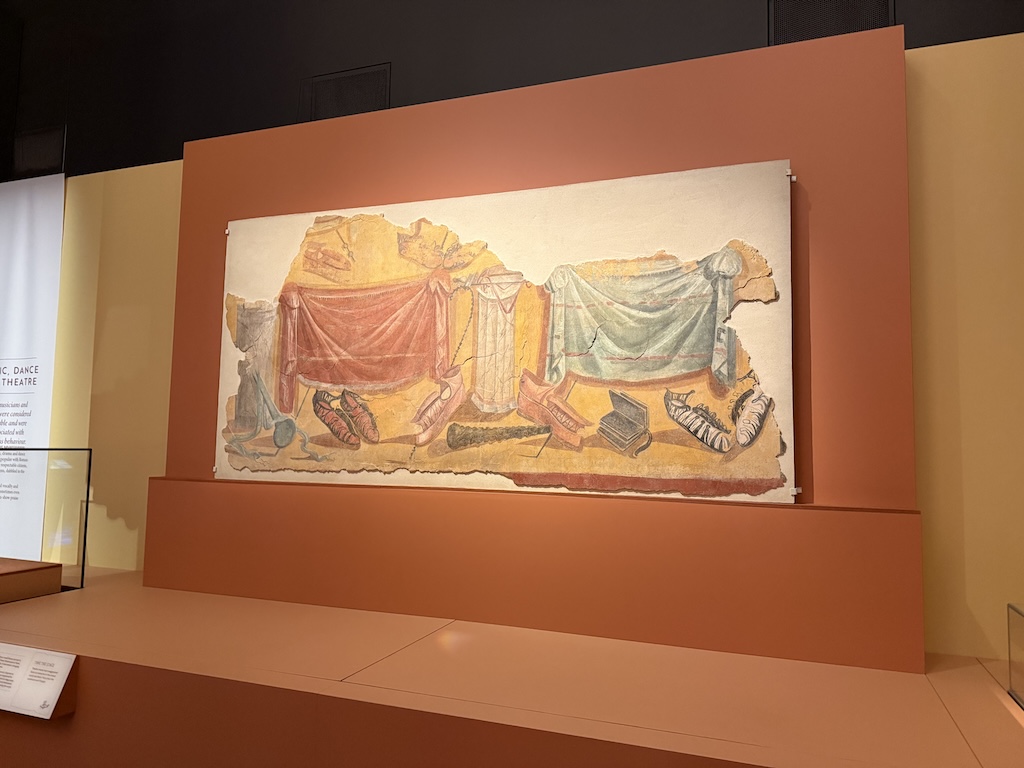 Hometown Tourist #2: Rome Exhibition and Street Art